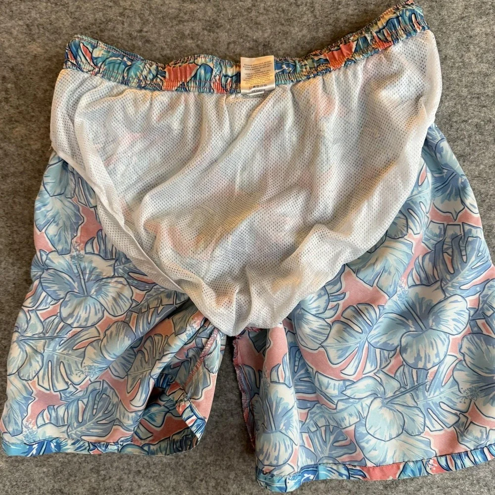 Vineyard Vines Shorts Mens Medium Blue Pink‎ Floral Swim Trunks Mesh Lined
